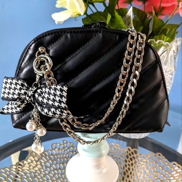 Yves saint Laurent pouch - Picture 8 of 15